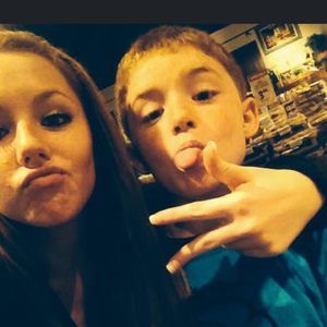 Meet your Posher, Logan